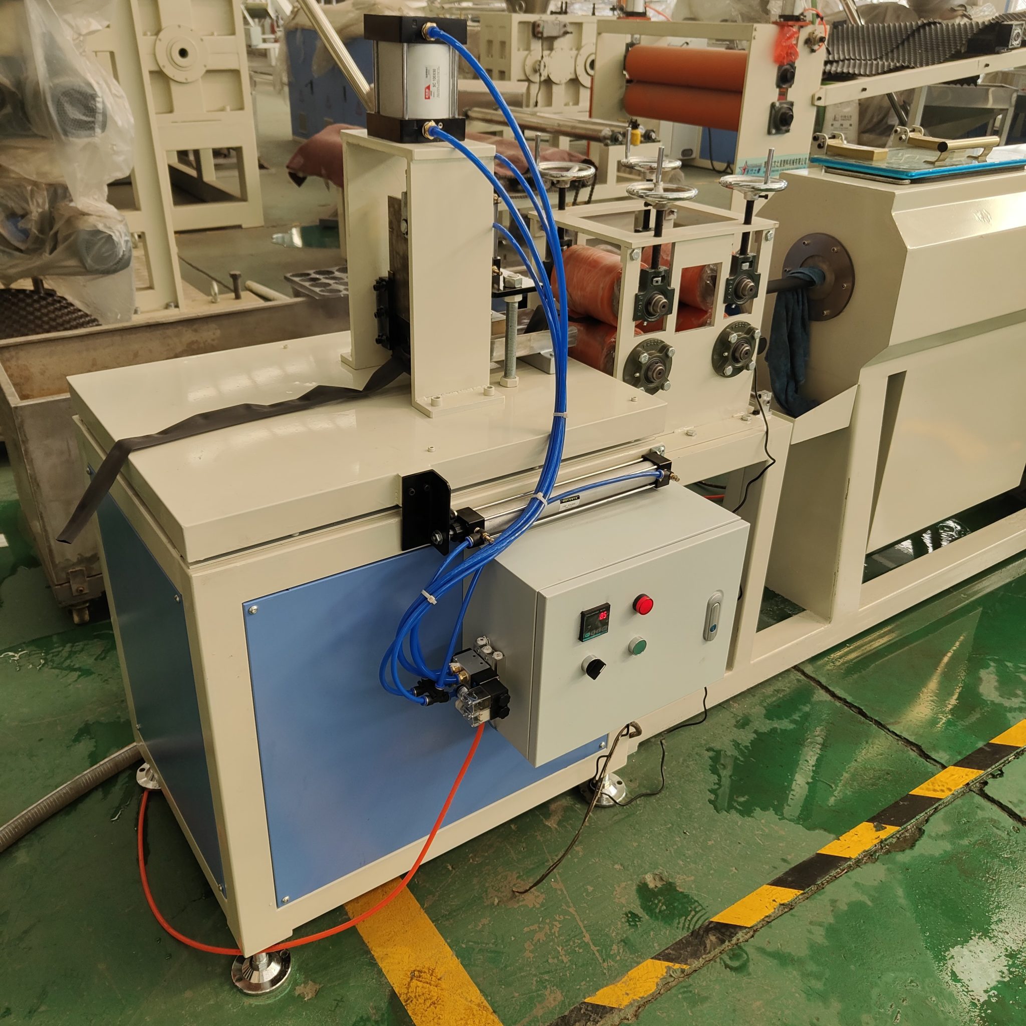 Continuous Heat Shrink Medium Wall Tubing Expander/Expansion Line